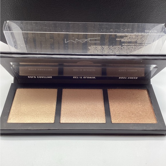 MAC Cosmetics Hyper Real Glow in Get It Glowin’ - Picture 10 of 16